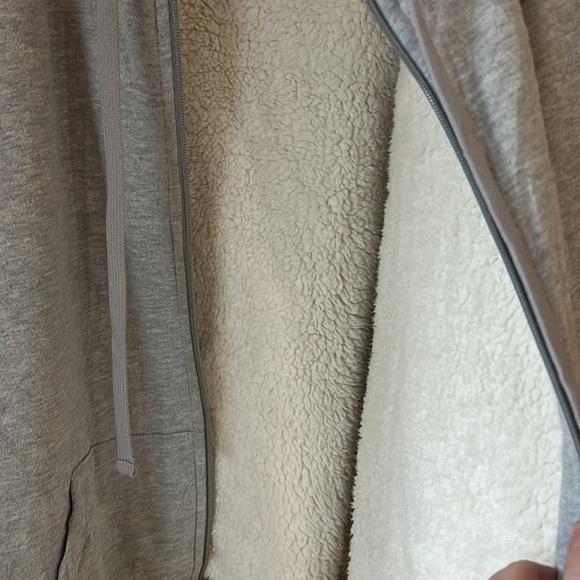 Amazon Essentials Women's Sherpa Lined Full-Zip Hoodie 5x - Picture 2 of 4